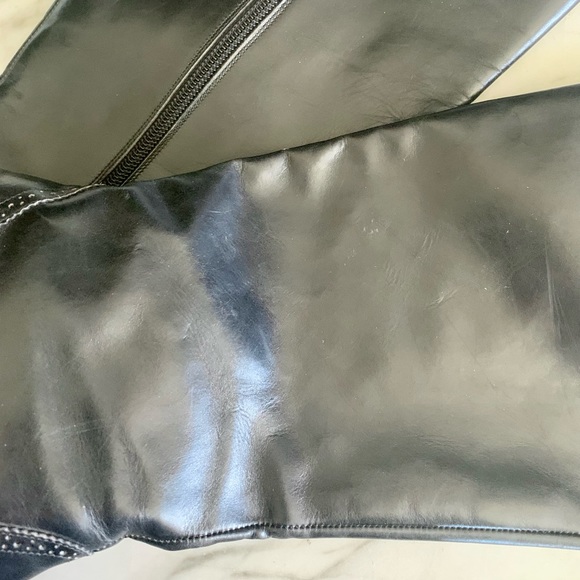 Vintage Black Leather Boots - Picture 6 of 10